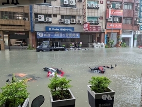 台風3号  5人死亡  最大80万戸超停電／台湾