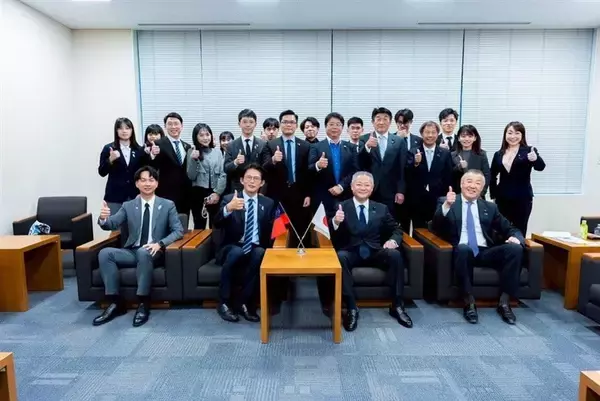 台湾民衆党の黄主席が日本の各政党を訪問　比例代表制に関心寄せる