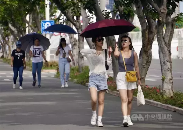 「高雄や屏東で36度以上の可能性  熱中症に注意呼びかけ／台湾」の画像