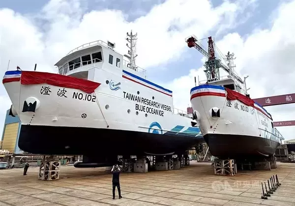 新造の海洋調査船2隻が進水　頼総統「海域環境把握してこそ国の安全守れる」／台湾