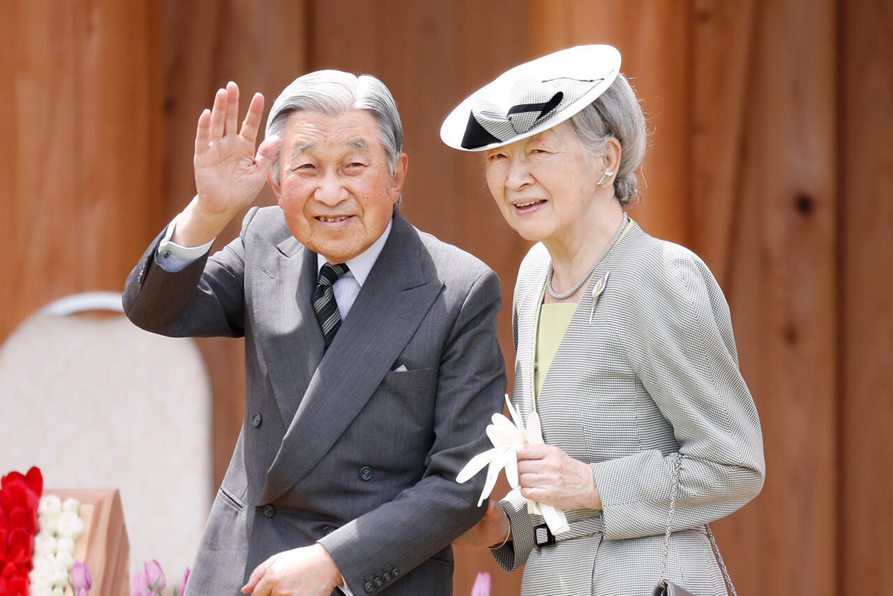 天皇陛下と美智子さま 退位後のお住まいは 東宮御所が濃厚 と宮内庁ob 17年8月10日 エキサイトニュース