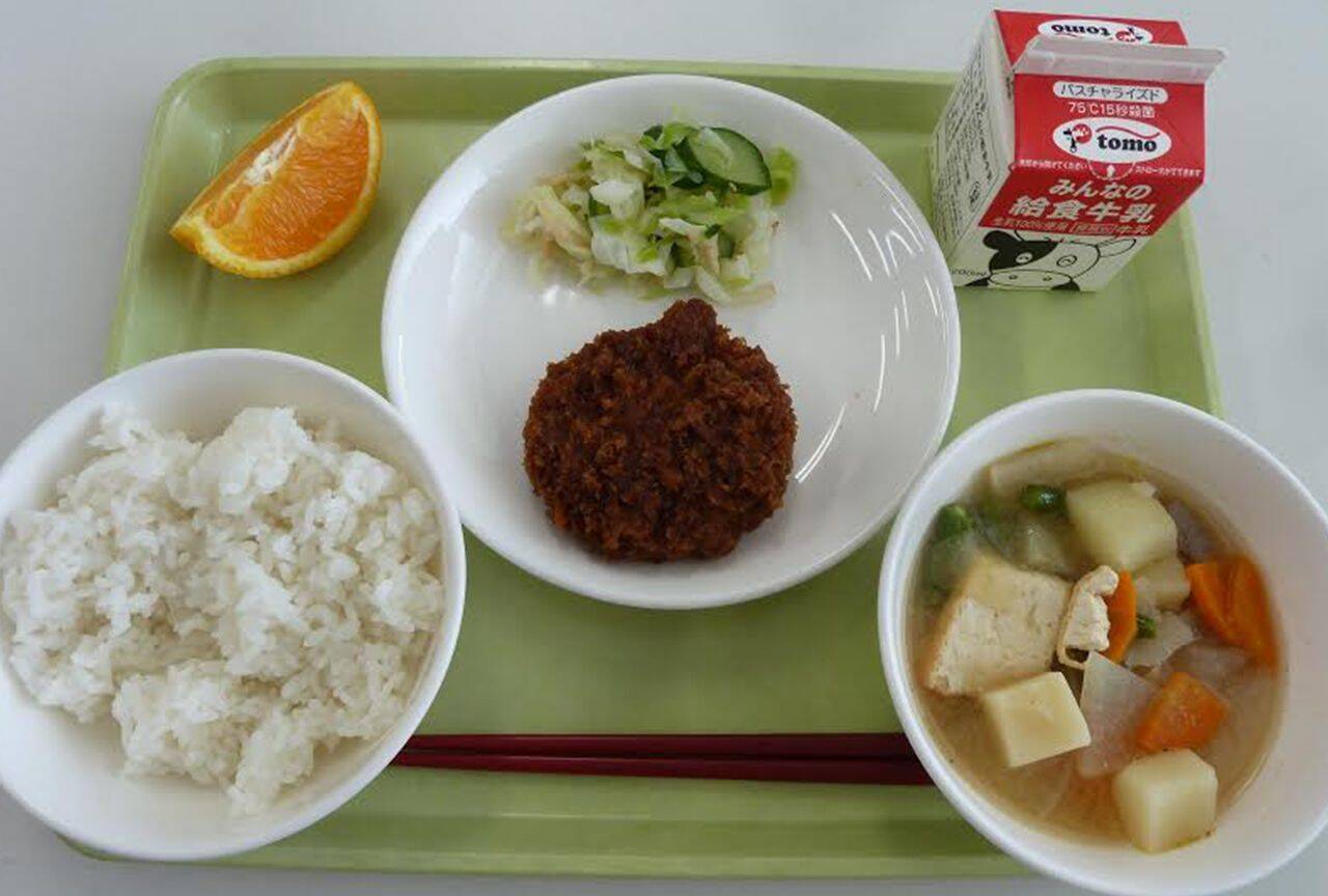 ゴキブリを 全部食べちゃいました と女子生徒 給食に G 混入事件の顛末 18年7月17日 エキサイトニュース