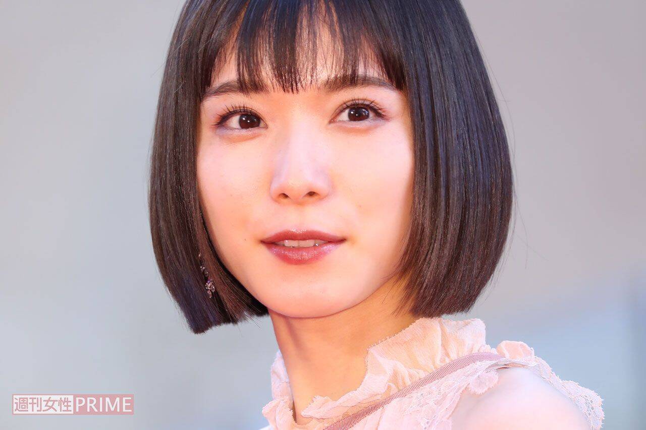 松岡茉優 有岡大貴の 鉄壁交際 が発覚したウラに まさかの情報筋 18年12月10日 エキサイトニュース