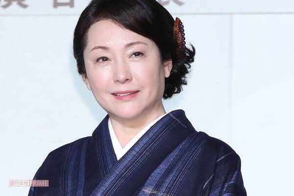 松坂慶子が 完全クローズド な日清新工場セレモニーにお忍びで登場したワケ 19年4月24日 エキサイトニュース