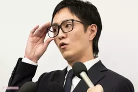 a 浦田直也 会見で 意外とハゲ が露呈 ほかの ハゲ隠し芸能人 は 19年4月24日 エキサイトニュース