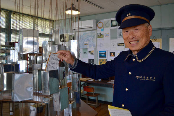 行くあてのない手紙 お預かりします 瀬戸内海 粟島の漂流郵便局を訪ねて 17年4月2日 エキサイトニュース