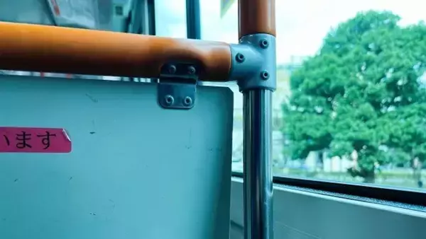 偶然で片づけるにはあまりにも不思議　別のバスに乗っていた母と私に驚きの出来事が（大阪府・60代女性）