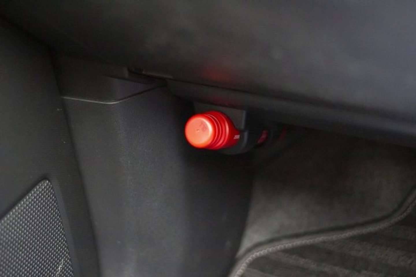 「母の戻りを待つ内に車内が煙でいっぱいに...」　パニックの幼児を助けてくれた貴女に届けたい「ありがとう」