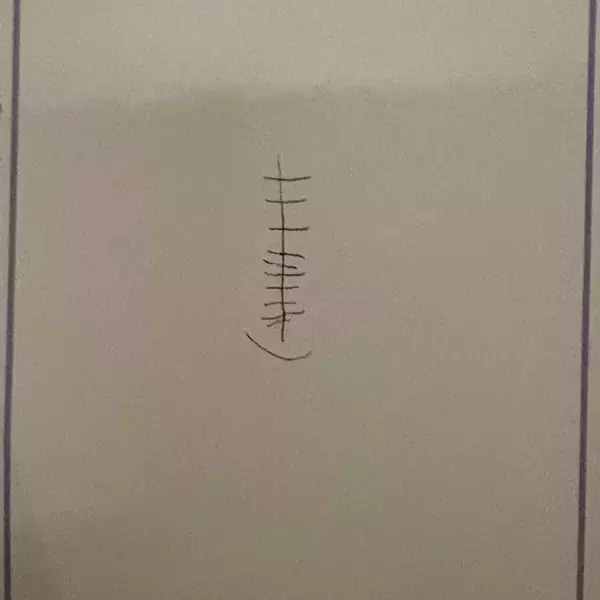 4歳女子が書いた「き」がやる気満々すぎて...3.6万人絶賛　「普通のより強そう」「きき迫る」