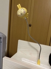 夫が授乳用にくれた〝全く照らさないライト〟に10万人爆笑　「ホラー感あって笑う」「何か怖いww」