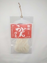 見た目はうどん、お味はイチゴ、その正体は？　福岡で斬新すぎるお土産が爆誕していた