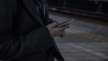 「電車の中で体調が悪くなり、気を失った中学生の私。気づいた時には見知らぬ男の人に...」（大阪府・10代女性）