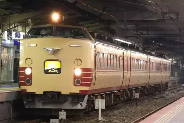 「都駅で見かけた「見知らぬ電車」　不思議がる孫に、電車から降りてきた車掌が告げたひと言（滋賀県・50代女性）」の画像