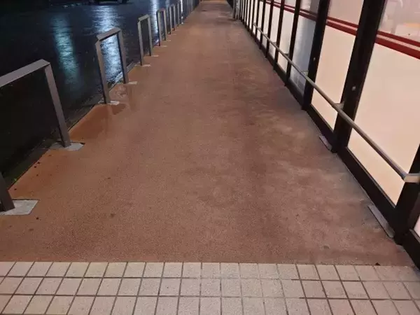 「「産後8か月、孤独な子育て中の私は涙。雨の日のスーパーで、見知らぬおばさまに...」（静岡県・40代女性）」の画像