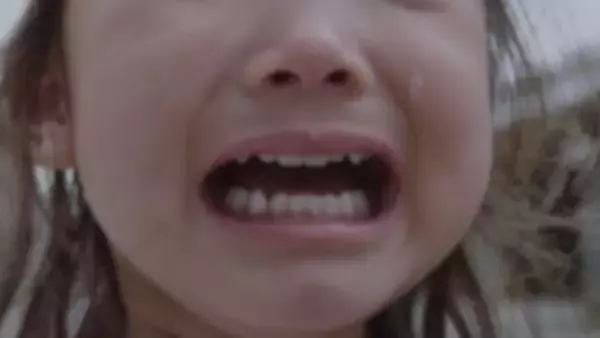 「トイレに入ろうとしたら横入りしてきたオバサン。幼い娘がそのせいで漏らしてしまい...」（神奈川県・30代女性）