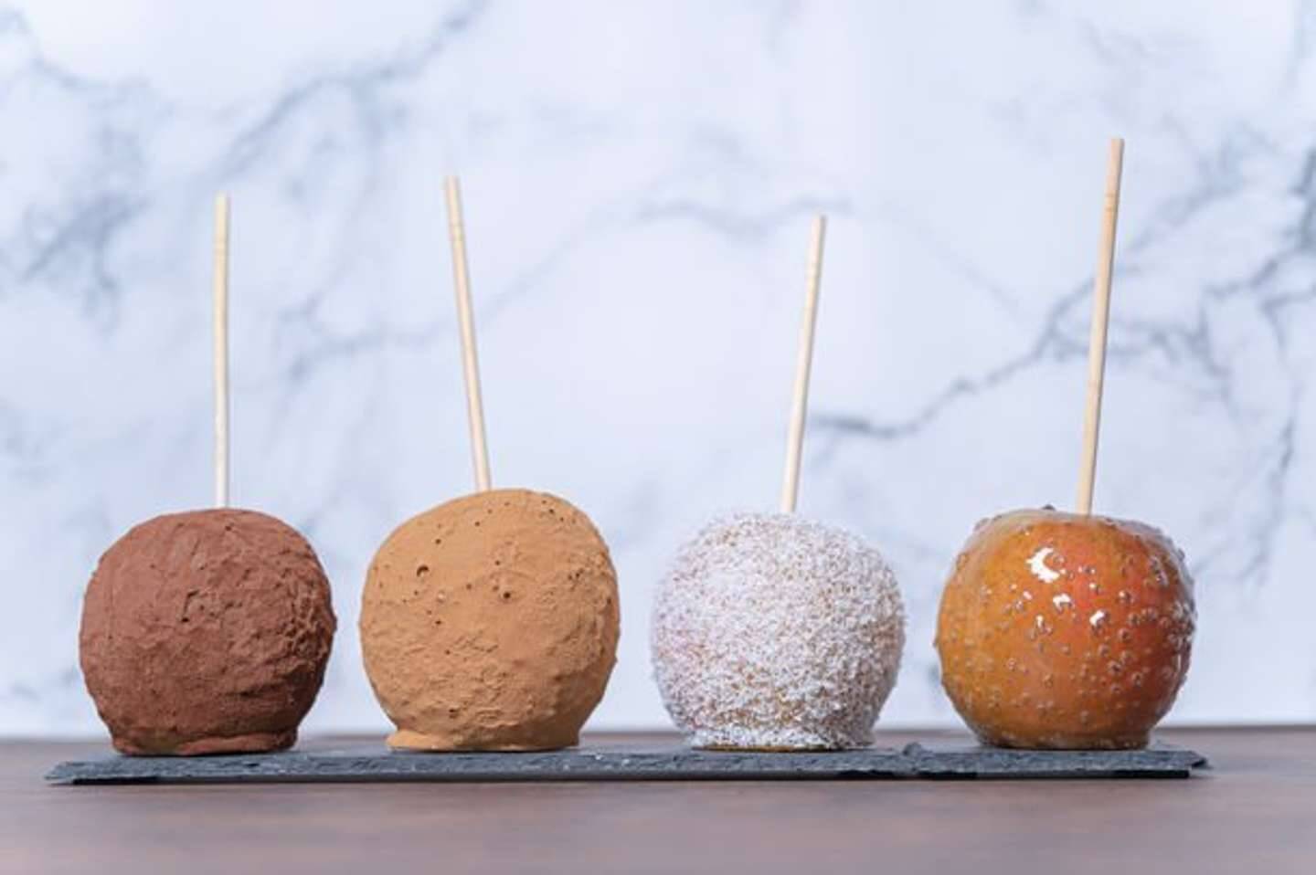 懐かしのりんご飴が 令和を代表するスイーツ に進化 お祭りの定番 からの変化とは 22年5月26日 エキサイトニュース