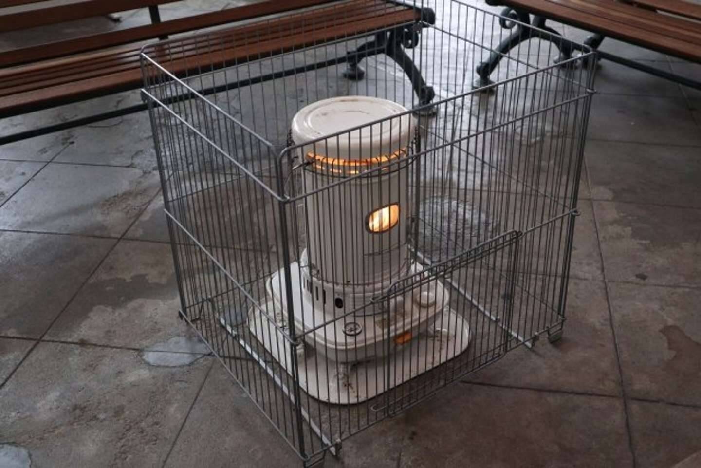 「雪の元旦、一人きりで電車を待つ小学生の私。『お正月だからね』といって駅員さんが...」（愛知県・50代女性）