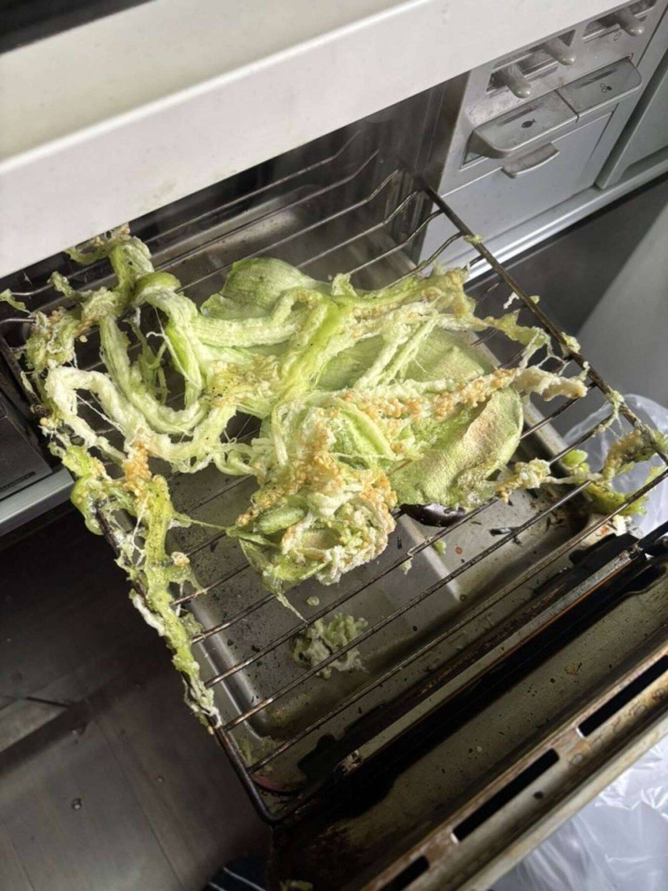 「隣の工事現場で事故か！？」　料理中に聞こえた〝爆発音〟――その真相に4.6万人がく然