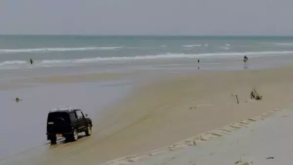 「九十九里浜で車が動かなくなった　あせる父のもとに若い二人の男がやってきて、おもむろに（千葉県・40代男性）」の画像