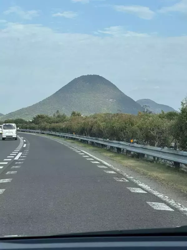 関東民が〝香川の山〟を見て呟いた言葉に9.3万人共感　「すっごい...」「マジでそう」