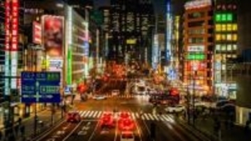 もうヘトヘト！手さげ袋を5つ持って新宿をさまよう女性　若者グループに道を聞いたら男性がひと言（栃木県・60代女性）