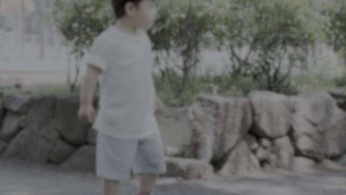 「出かけるパパを追いかけて、家を抜け出した3歳孫。両親はそのことに気付いておらず...」（兵庫県・60代女性）