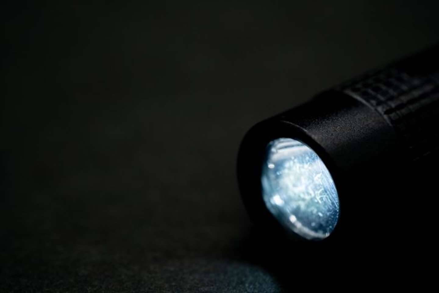 サービスエリアで「鍵がない！」探していたら辺りは真っ暗に　売店の店員や見ず知らずの夫婦を巻き込んで（千葉県・40代女性）