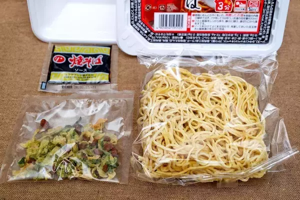 「ご当地製麺会社が手掛ける「横手やきそば」再現カップ麺　おいしさを〝完成〟させるのはアナタ」の画像