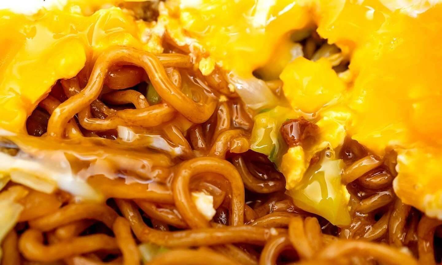 ご当地製麺会社が手掛ける「横手やきそば」再現カップ麺　おいしさを〝完成〟させるのはアナタ