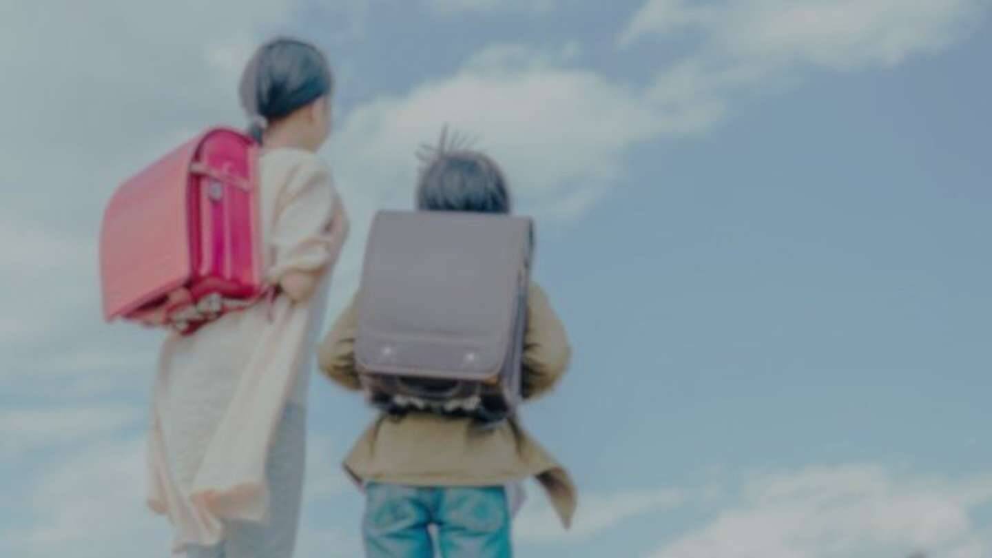 ギューギューで息もできない...小学生の姉と弟がもみくちゃ　「おーい」のひと声で人生激変！？（石川県・50代女性）
