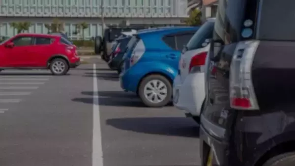 「「近所のスーパーで1歳息子を見失った私。店中探し回ったけれど、息子は店の外で見知らぬ老人に...」」の画像