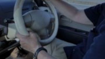 免許取り立てでドライブ中に車が故障で立ち往生　見ず知らずの男性が声をかけてきた（愛知県・60代男性）