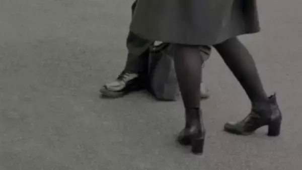 「見知らぬ女性が「おじさん、タクシーに乗って帰ろう！」　酔った私を車に乗せると（東京都・50代男性）」の画像