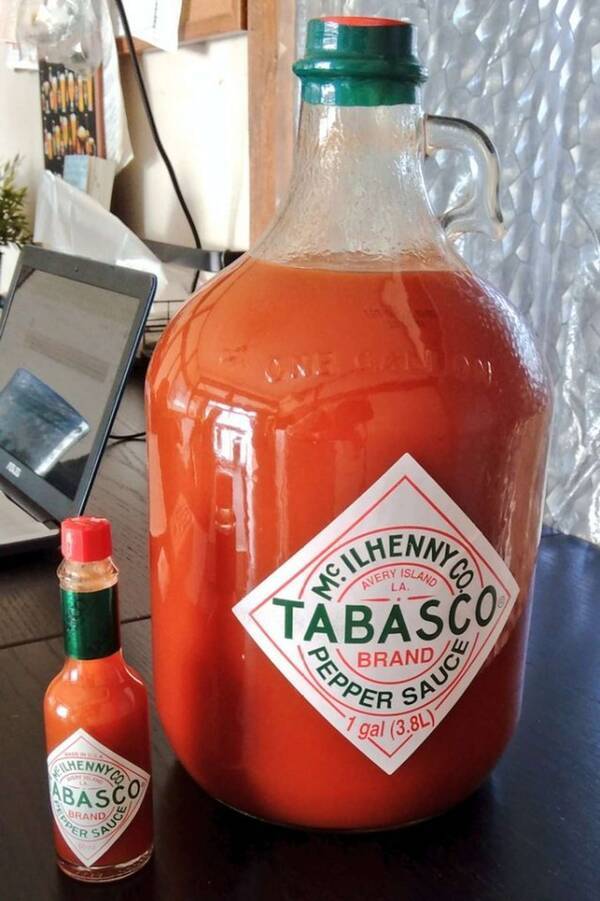 いくら好きって言ったって タバスコヘビーユーザーが披露した マイタバスコ が規格外すぎる 22年2月28日 エキサイトニュース