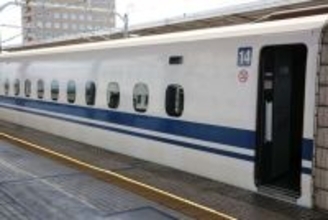 「小学生息子の新幹線一人旅。出発前にホームで心配していると、親子連れの乗客が...」（埼玉県・50代女性）