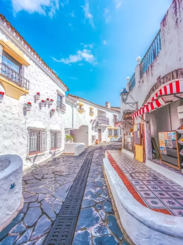 「どこやねん思ったら...」「三重に見えん」　異国情緒漂いまくりの「志摩地中海村」に5.8万人興味津々