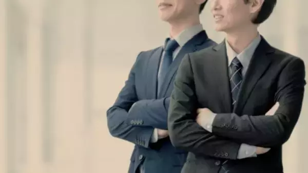 「「この人達、親切だから」紹介された見ず知らずの男性　海外の空港で困っていた私を...（群馬県・50代女性）」の画像