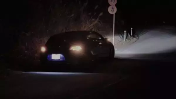 「「夜の山道で車に乗せてくれた同世代の男性。彼との会話で鳥肌が立ったワケ」（大阪府・50代男性）」の画像