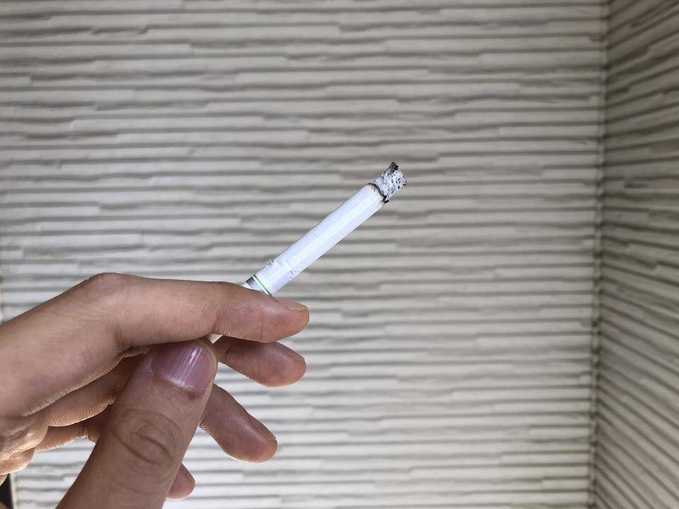 隣人のベランダ喫煙増えた テレワークめぐる タバコ問題 に悩む人々の主張 年4月14日 エキサイトニュース