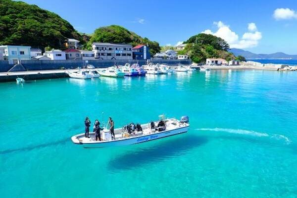 海が透明すぎて 船が宙に浮いて見える まるで海外リゾート 高知 柏島の絶景が話題に 年6月9日 エキサイトニュース