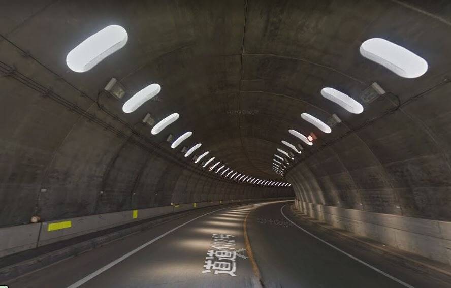 まさか異世界へのトンネル 北海道で発見された 脳がバグる 風景がこちら 年7月15日 エキサイトニュース