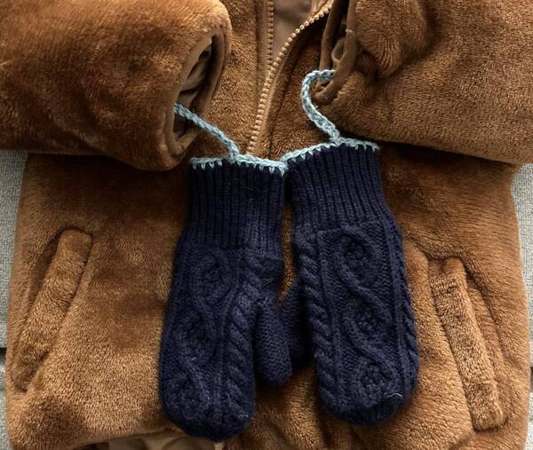 雪国では常識？ 紐付き手袋の便利＆安全な使い方に「初めて知った」「画期的！」の声 (2021年2月1日) - エキサイトニュース