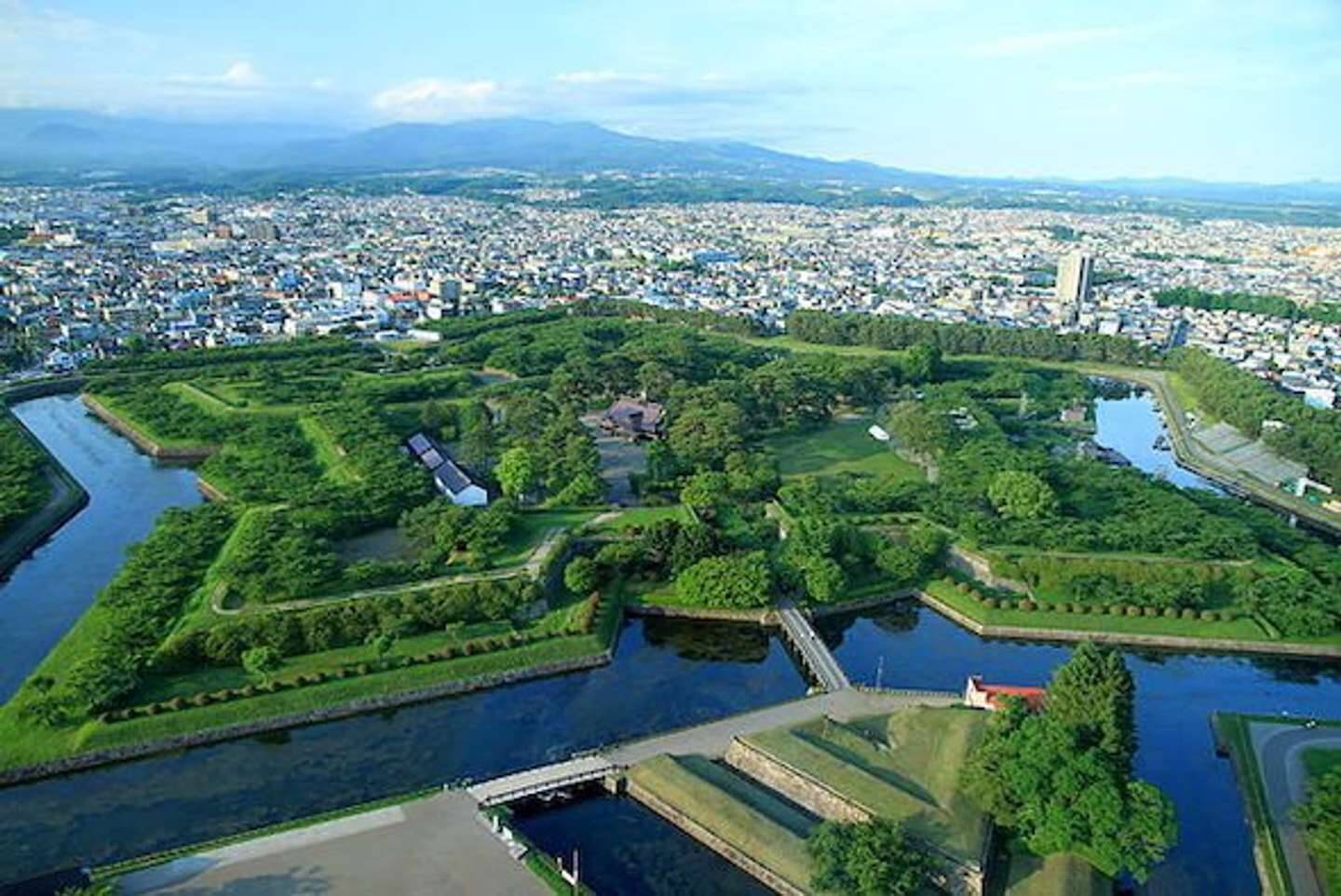 函館観光で 五稜郭 に行きたいと思ったら 五稜郭駅 を目指してはいけません 21年5月11日 エキサイトニュース