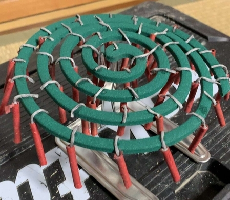 分割せずに コンロ で着火 だと ダイナミックすぎる蚊取り線香の使用法にツッコミ殺到 21年6月1日 エキサイトニュース