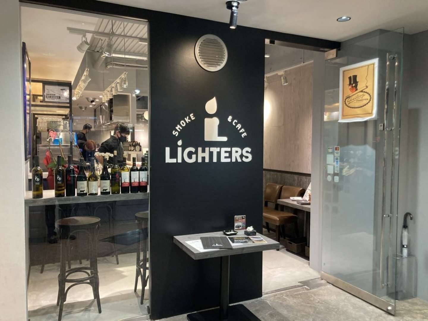 改正健康増進法に たばこ税増税 肩身が狭い喫煙者諸君 超絶居心地いいカフェが 渋谷にあるぞ 21年11月9日 エキサイトニュース