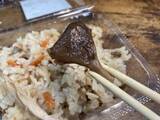 「原材料表示に「松茸」書いてあるものの...　スーパー玉出の「松茸風ご飯」235円に入っていたのは？」の画像3