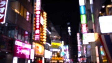 「夫と口論後、お金も持たずに野外に放置された21歳の私。夜中、見知らぬ人に1万円を差し出され」（神奈川県・40代女性）