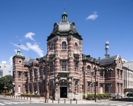 「惚れ惚れする」「内装すごい」　盛岡の〝使える重要文化財〟岩手銀行赤レンガ館に4.4万人感動