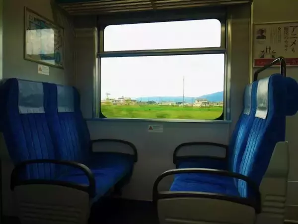 「「ここ、いいですか」電車の中で声をかけてきた二人　中学生が一人旅...共に過ごした車内で起きたこと（東京都・20代男性）」の画像