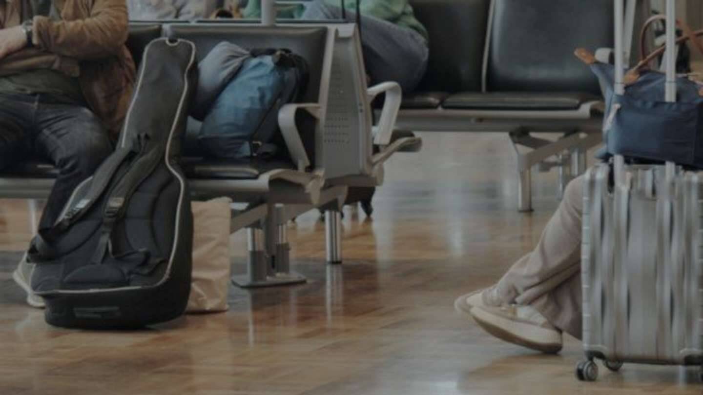 「母と2人で九州に帰省した3歳の私。空港でりつけられたあと、見知らぬおばさまに...」（群馬県・30代女性）